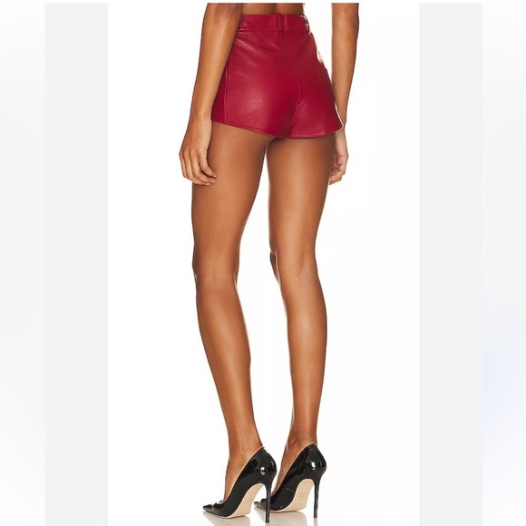 Lamarque Annaise Short In Red, Size M - Picture 4 of 10